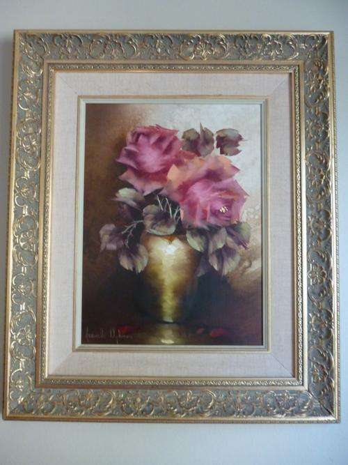 Jeanette Dykman (1938-). Awesome original oil of roses. Sensational frame! Beautiful colours. Listed